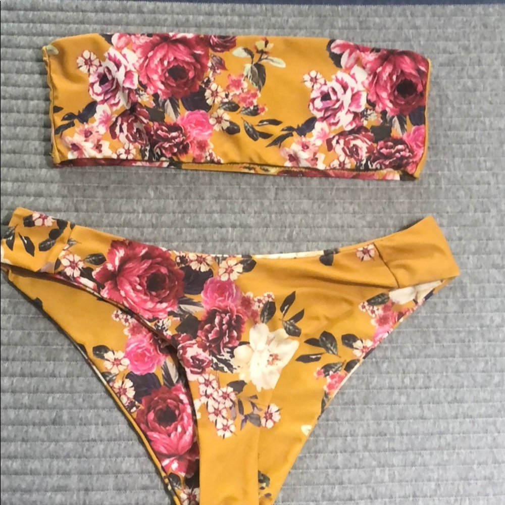 Floral yellow bikini